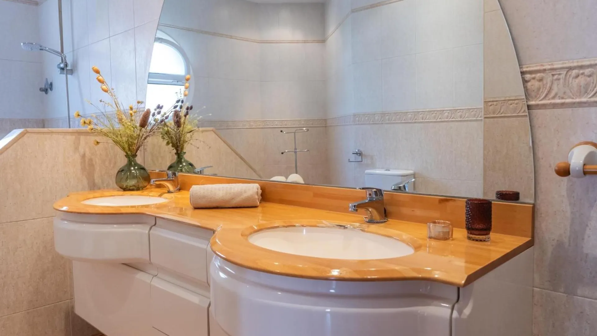 Vila Casa Serenidad: Naturaleza, Jacuzzi & Parking En Cubelles - Es-332-10