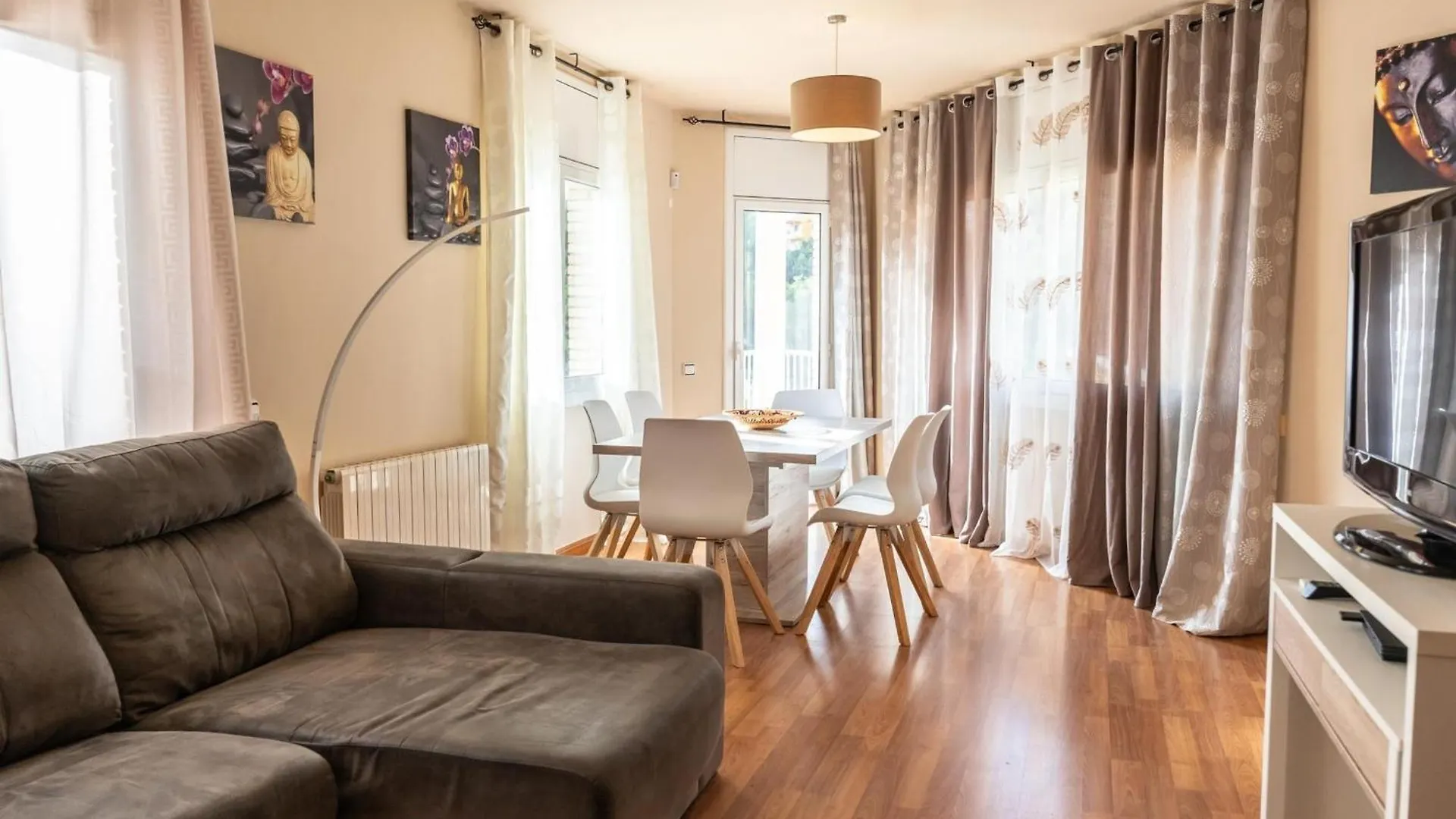 Casa Serenidad: Naturaleza, Jacuzzi & Parking En Cubelles - Es-332-10 0*,  Španělsko
