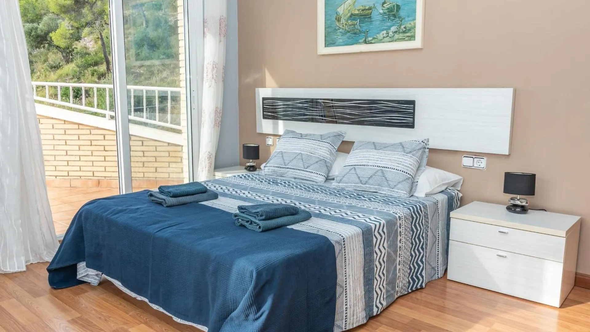 Casa Serenidad: Naturaleza, Jacuzzi & Parking En Cubelles - Es-332-10 Villa