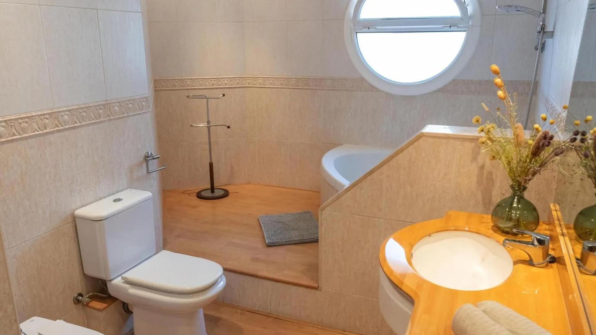 Casa Serenidad: Naturaleza, Jacuzzi & Parking En Cubelles - Es-332-10 Spain